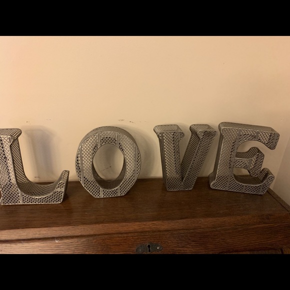 LOVE Decorative Letters - Picture 1 of 4